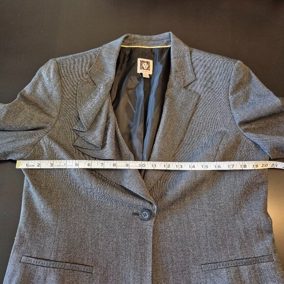 Stunning Blazer - Picture 6 of 9